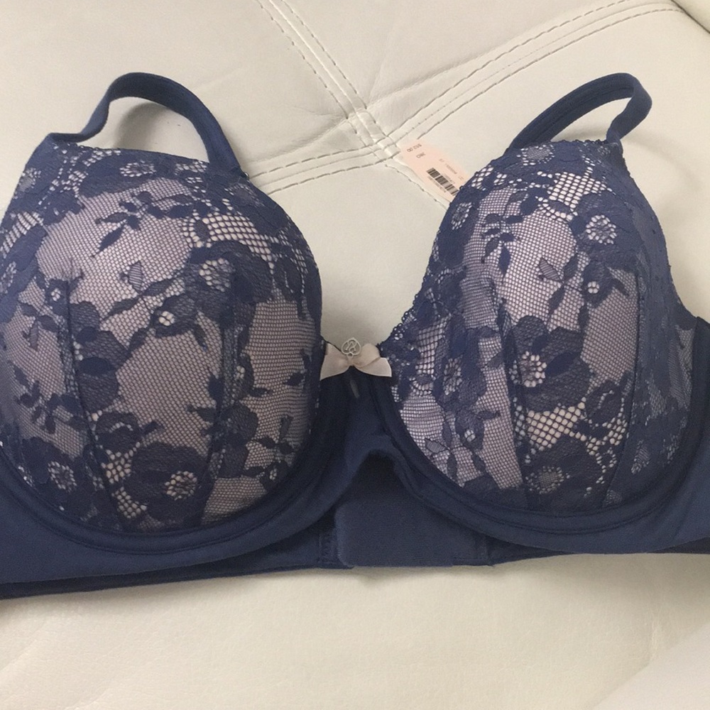 Victoria’s Secret bra